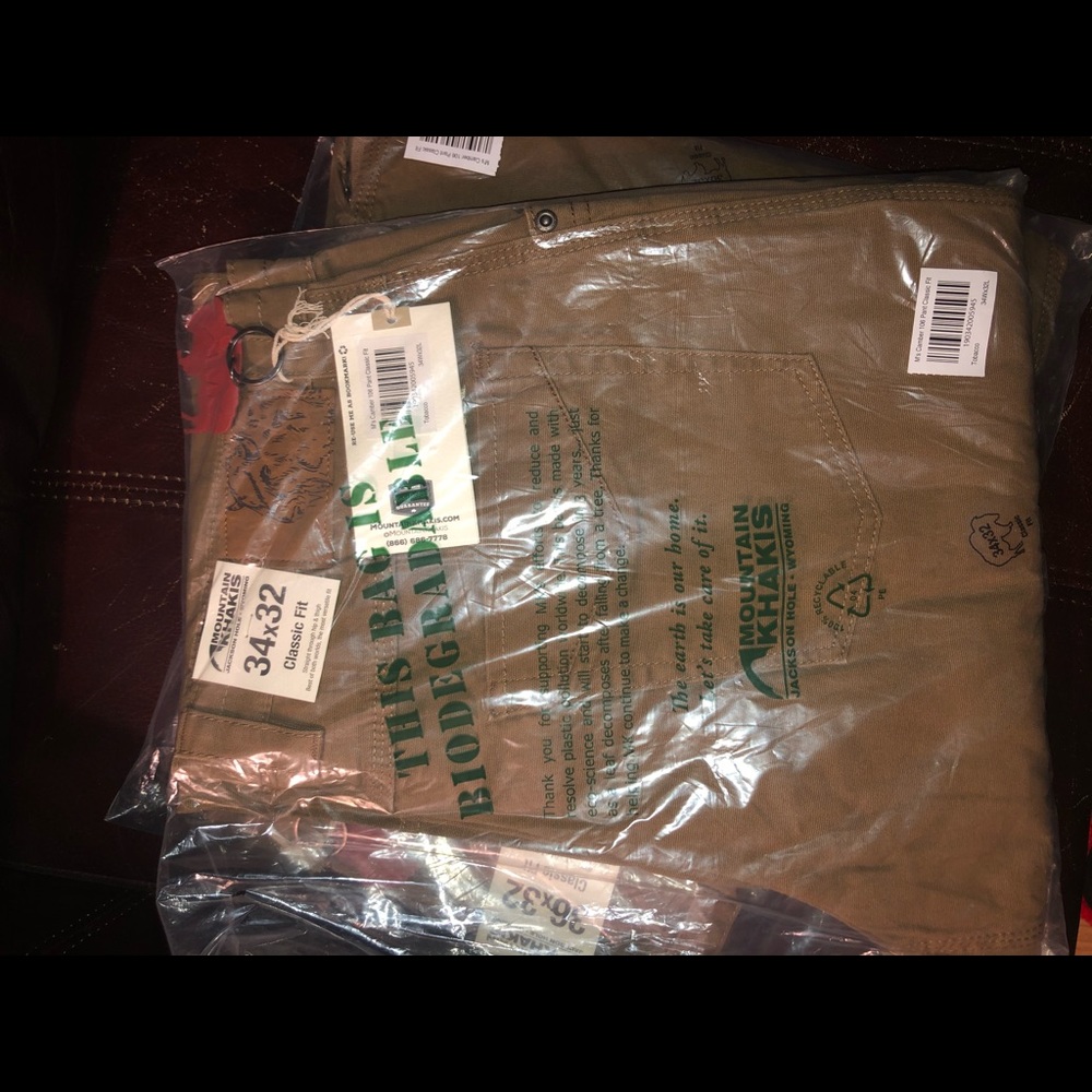 Mountain Khakis Camber 106 Classic Fit (Men’s)